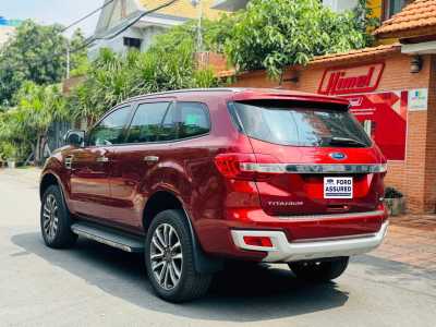 EVEREST 2.0L TITANIUM (4x4)_2020z5931398831215_42564904f5f5a1c1cce7c1877ab0938a